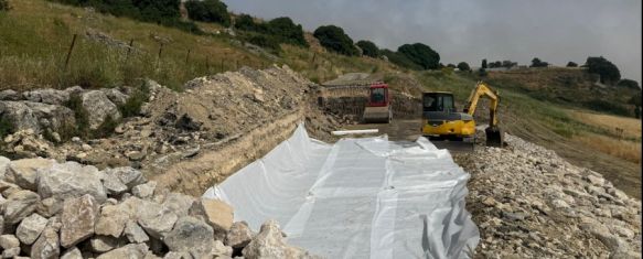 La Diputación de Málaga trabaja en reabrir al tráfico rodado el acceso a Acinipo, Se han invertido 300.000 euros para unas obras que, se estima,…, 11 Jun 2025 - 16:35