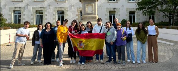 Alumnos del aula específica del IES Rodríguez Delgado disfrutan de un viaje ERASMUS, Cinco estudiantes del Programa Específico de Actividades Comerciales…, 16 Jun 2025 - 16:40