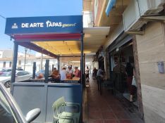Se encuentra frente a la zona de aparcamientos del Cuartel de la Concepción. // CharryTV