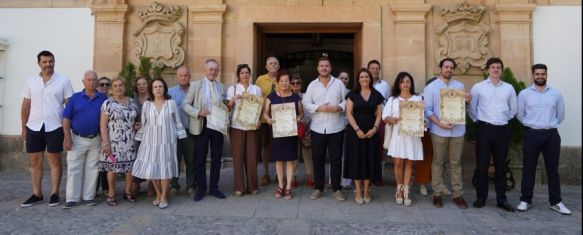 El Ayuntamiento premia a las mejores vestimentas y estancias de Ronda Romántica, La Asociación Carmen de Ronda y la peña la Monosabia han conseguido…, 25 Jul 2025 - 15:30