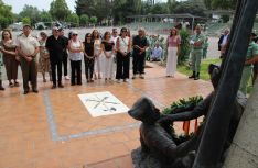 La ministra de Defensa ha mantenido un encuentro con familiares de legionarios fallecidos, antes del homenaje de los Caídos // Manolo Guerrero
