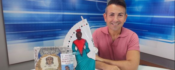Los abanicos de Quique Postigo llegan a Ronda, El artista ha expresado en Charry TV su deseo de realizar otras obras importantes para nuestra ciudad, como el cartel de la feria, 02 Sep 2025 - 11:31
