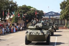 Vehículos del Grupo de Caballería, durante el desfile motorizado que cerró el acto // Manolo Guerrero