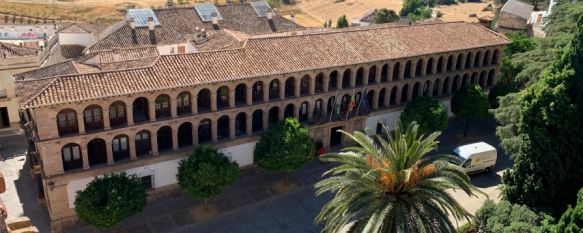 El Ayuntamiento anuncia la oferta de dos plazas de subalterno
