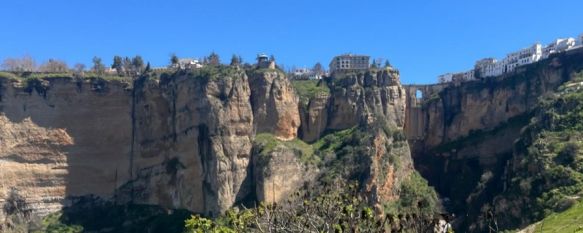 Turismo de Ronda comprobará el viernes la viabilidad de una carrera de drones en la ciudad, Tendrá lugar una primera prueba, con cuatro equipos y 16 drones,…, 08 Oct 2025 - 09:22