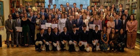 La RMR entrega sus Becas y Premios con la presencia de Miguel Herrero y Rodríguez de Miñón, Se entregaron un total de 74 galardones, que reconocieron el…, 20 Oct 2025 - 10:05