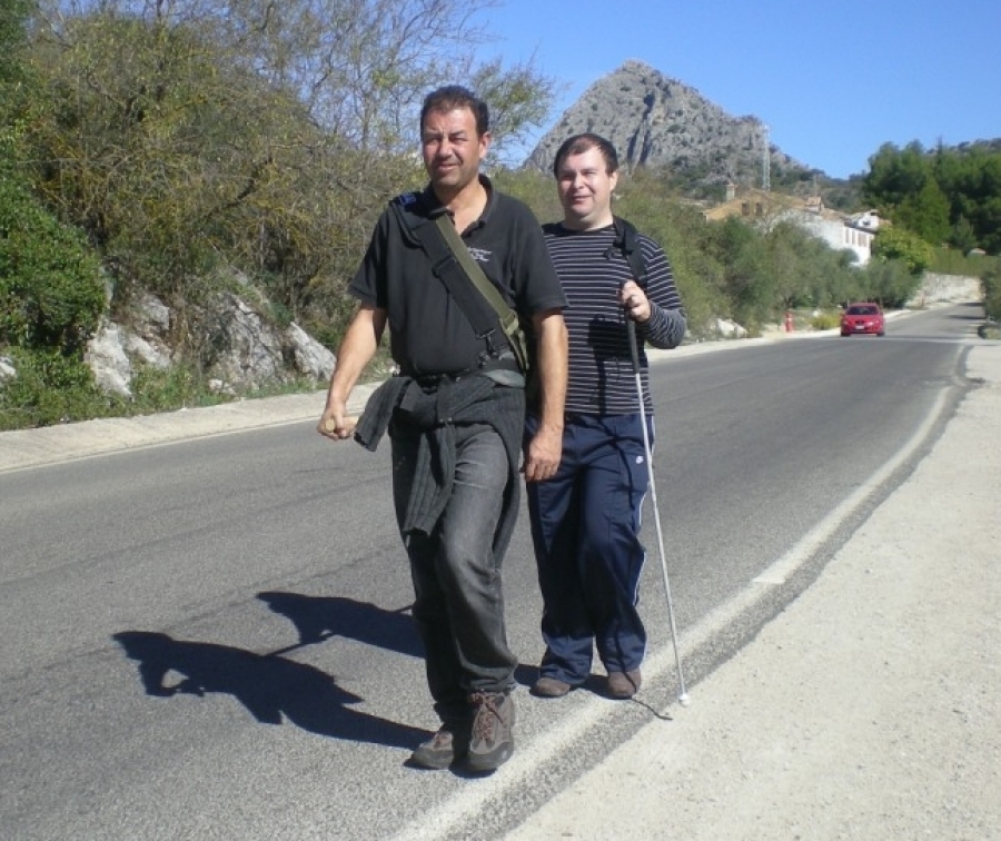 Los invidentes y discapacitados de la Comarca podrán realizar este itinerario de senderismo.