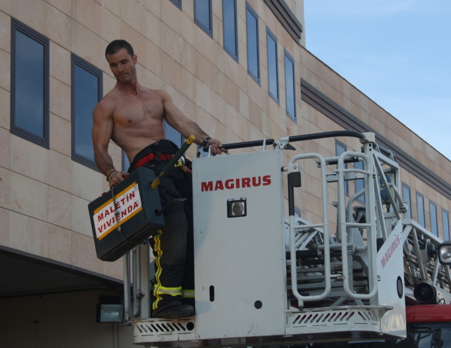 Hoy ha comenzado la sesión fotográfica en el Parque Central de Bomberos.