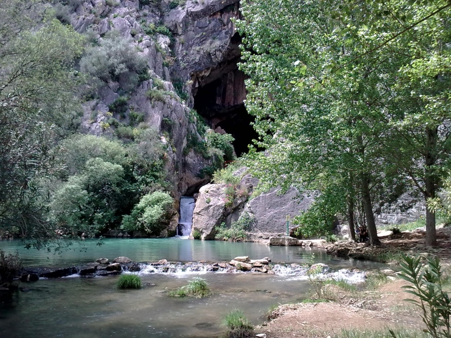 La Cueva del Gato es la boca más famosa del sistema Hundidero-Gato.