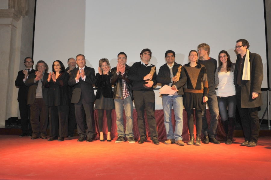 Los directores galardonados, en la ceremonia de entrega de premios.