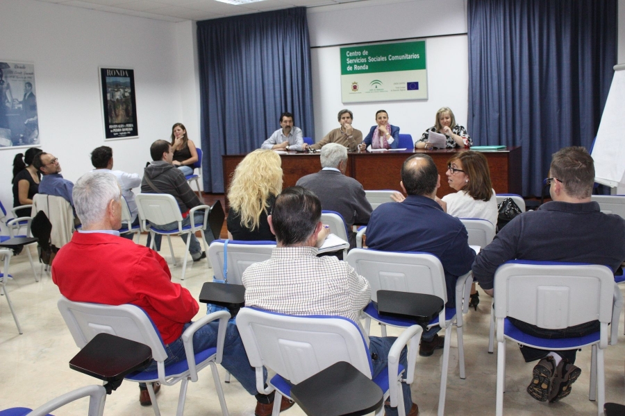 Se creará una comisión específica de trabajo para tratar los temas de discapacidad.