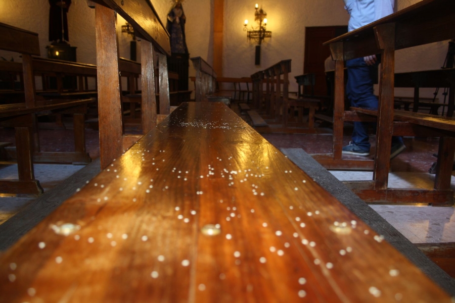 Las hermandades incardinadas en San Cristóbal esperan una solución al problema.