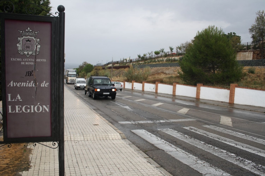 La avenida de La Legión es una de las zonas de Ronda que permanecen a oscuras.