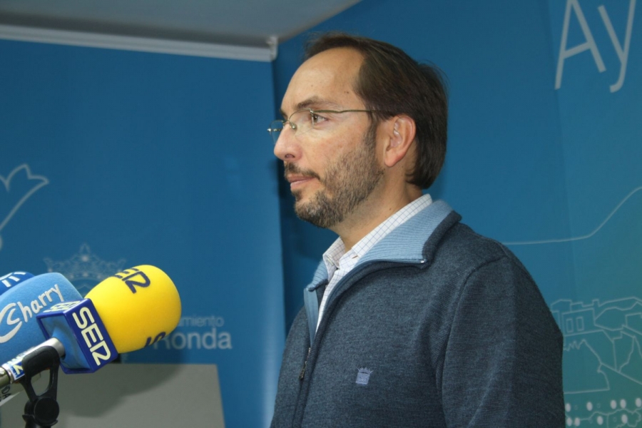 El edil de Obras manifestó que el trabajo de los socialistas durante la elaboración del PGOU ha sido nulo.