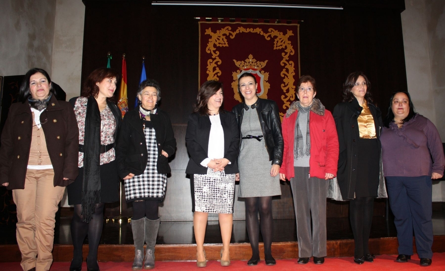 El Consistorio quiso reconocer la labor de las cuidadoras.