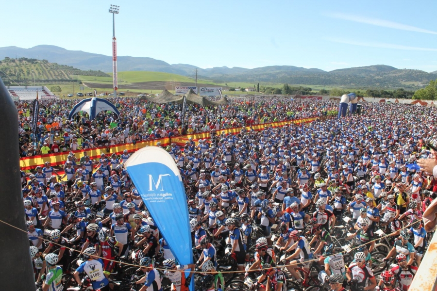 7.200 participantes tomaron la salida desde la Ciudad Deportiva.