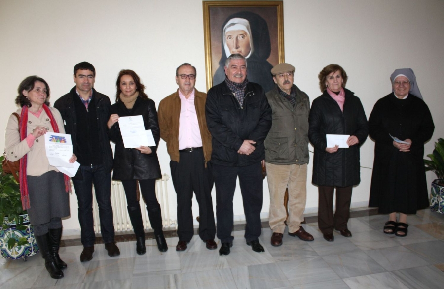 La entrega se realizó en la Residencia de las Hermanitas de los Pobres.