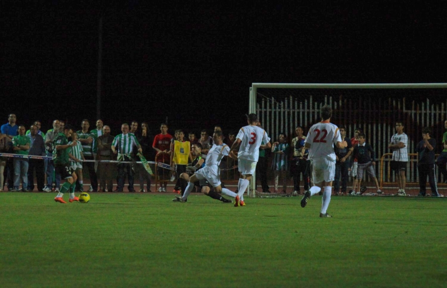 El primer plantel bético ya disputó un encuentro en la Ciudad Deportiva en mayo de 2012.
