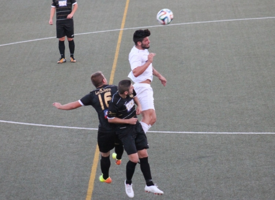 Poli, a la salida de un córner, consiguió el momentáneo 1-0.