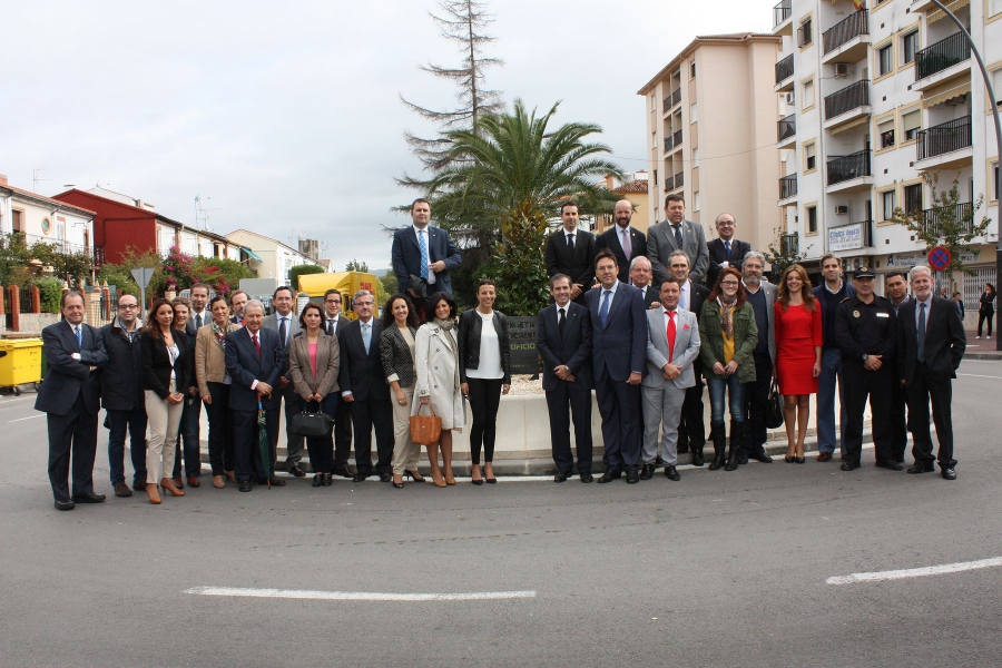 A la inauguración han acudido miembros del Colegio de Abogados de Málaga.