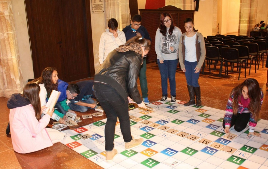 Apalabrados, el popular juego, ha servido para dar a conocer a los jóvenes el lenguaje no sexista.