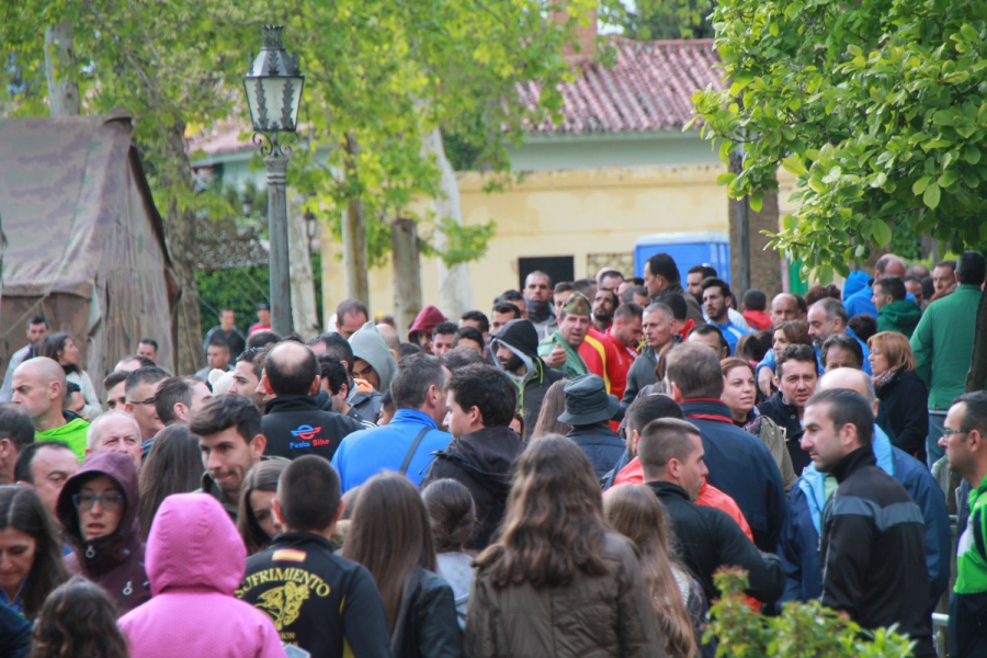 El mal tiempo no ha impedido que se vuelva a vivir un gran ambiente en la tarde previa a la prueba