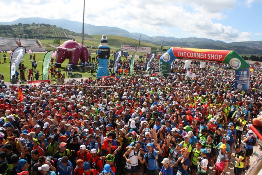 Imagen de la Ciudad Deportiva minutos antes de la salida de los mrchadores.