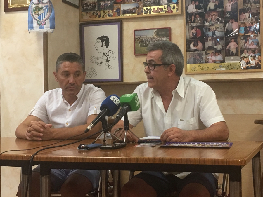 Miguel Ángel Morales, a la izquierda, junto al presidente José Manuel Ortega