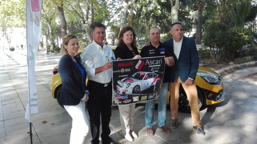 El evento se ha presentado esta mañana en la Alameda del Tajo.