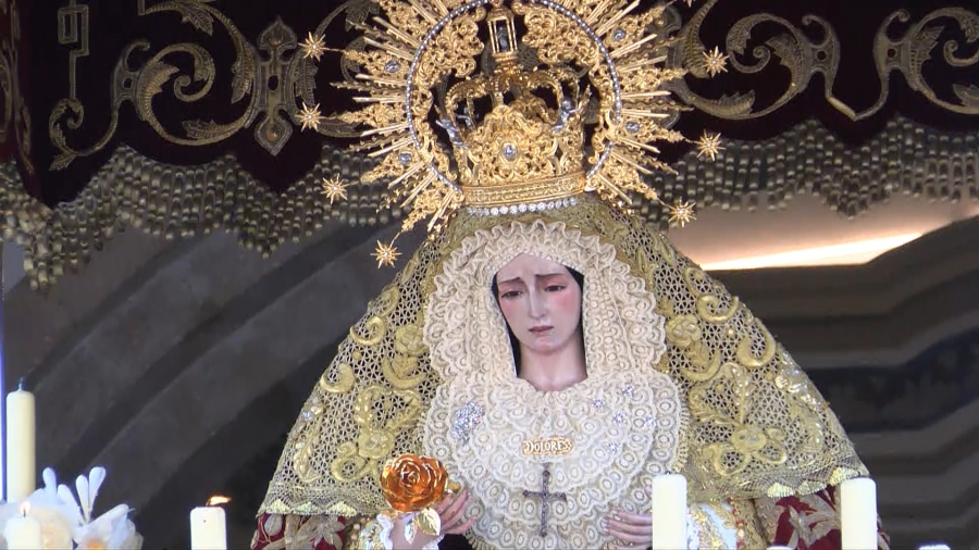 Ronda pudo contemplar la imagen de la Virgen de los Dolores a plena luz del día por su 75 aniversario