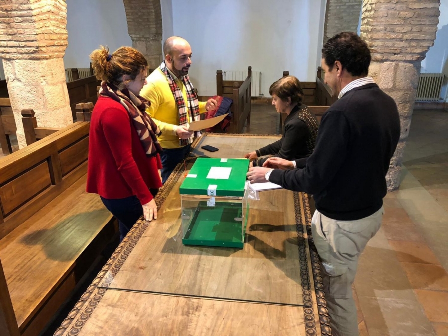 Los puntos previstos para el voto abrirán sus puertas a las nueve de la mañana y los ciudadanos que deseen acudir a las urnas podrán hacerlo hasta las 20:00 horas.