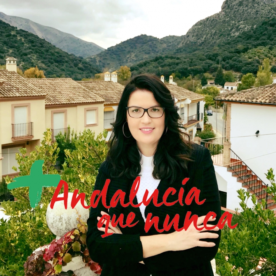 La alcaldesa de Benaoján asegura que hará todo lo posible para que a los responsables de las pintadas les caiga todo el peso de la ley.