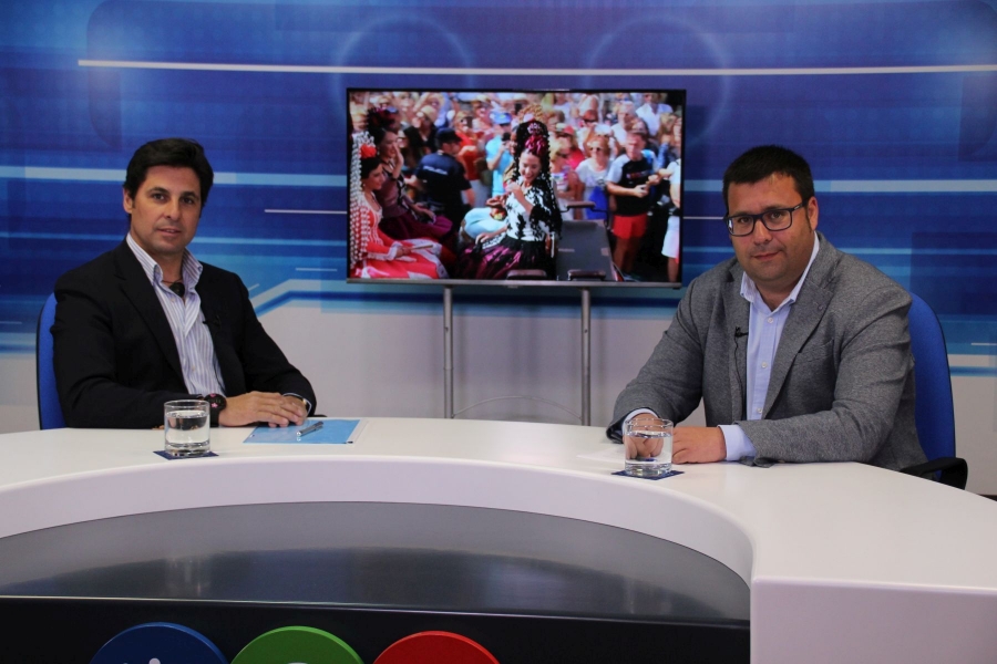 Francisco Rivera, en su visita a los estudios de CharryTV