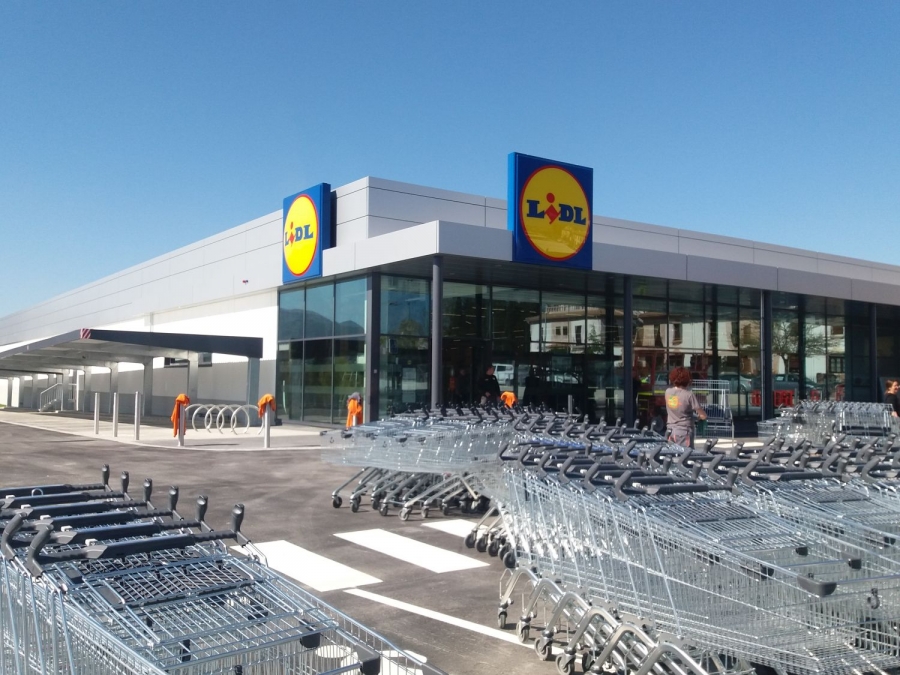 El nuevo establecimiento pondrá a disposición de los clientes de Ronda y su comarca 100 plazas de aparcamiento.