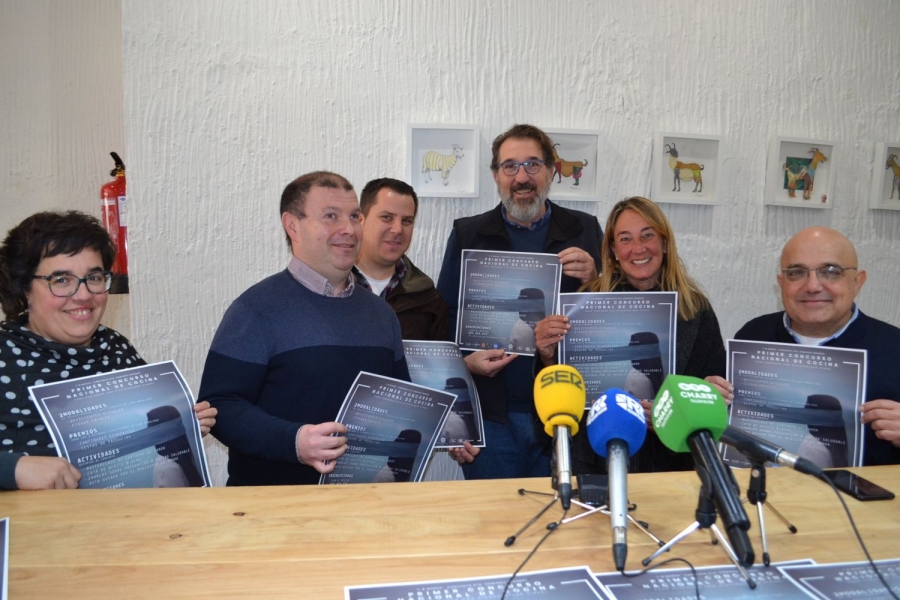 En la imagen representantes de las entidades colaboradoras en la organización de este concurso.