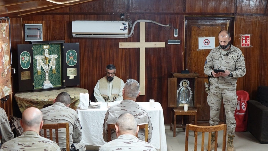 Imagen de la talla expedicionaria de la Virgen de la Paz