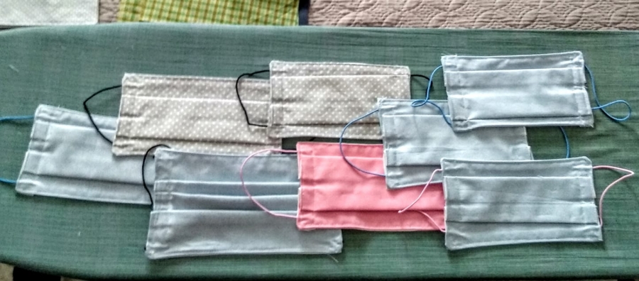 Mascarillas de tela elaboradas por Yolanda Ramos, fundadora de "Dame Cuerda".