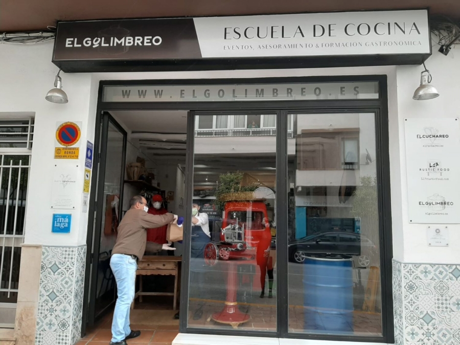 Los menús incluidos en este servicio de comedor social serán adaptados a las circunstancias de los usuarios.