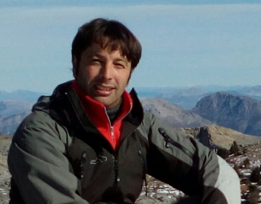 El enfermero rondeño cuenta la desprotección que ha sentido ante la falta de medios de la que ha sido testigo en el centro hospitalario.