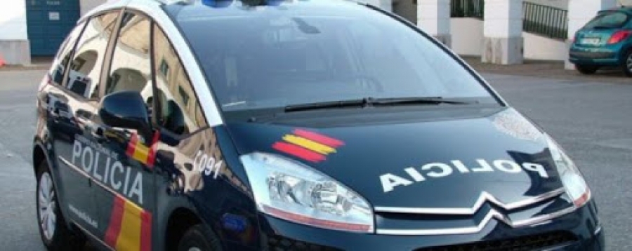 Los agentes pudieron corroborar que, aprovechando la confianza de los ancianos, la pareja les estafó hasta 6.000 euros.