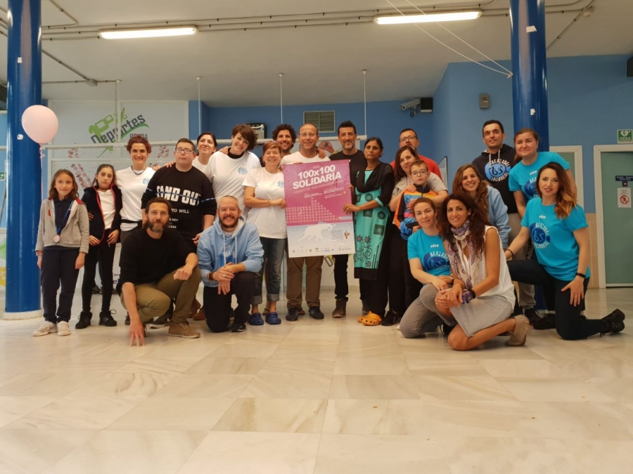 Las primeras ediciones de Brazadas Solidarias contaron con la participación de más de un centenar de vecinos.