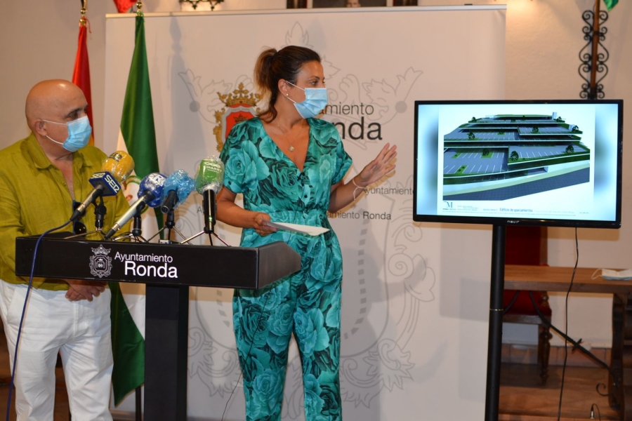 La alcaldesa ha mostrado unas primeras imágenes del proyecto que se presentará oficialmente en septiembre.