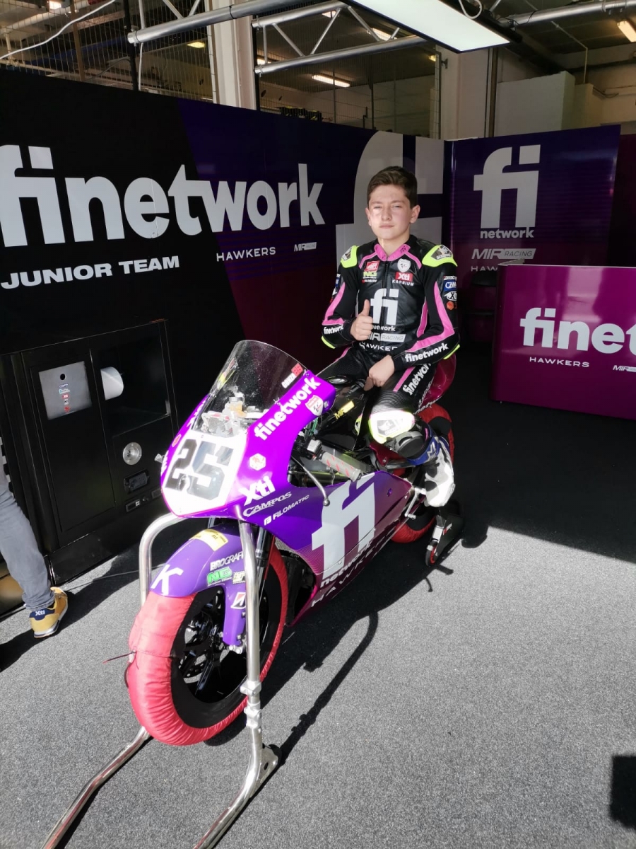 El rondeño dejó muy buenas sensaciones en su debut en la Hawkers European Talent Cup