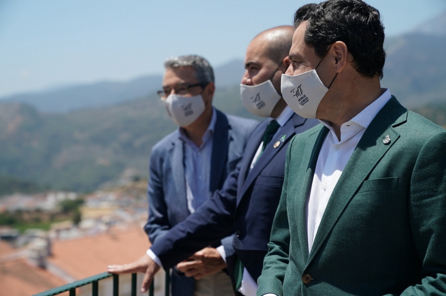 Moreno se ha comprometido a crear en dos años los órganos de participación del parque, y en tres los planes correspondientes, como el de ordenación de los recursos naturales.