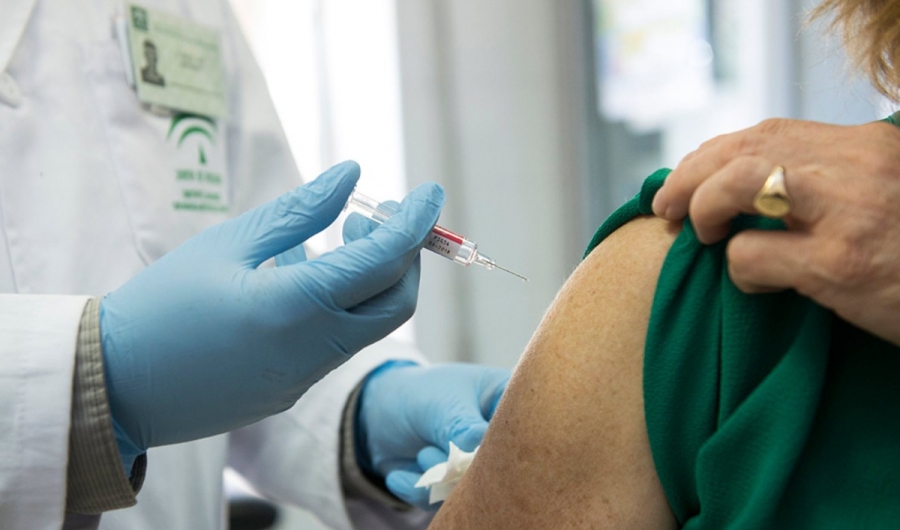 Desde hoy los nacidos en 2006 pueden solicitar cita para vacunarse contra el COVID-19.