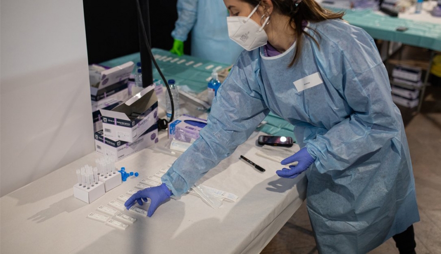 La cifra de nuevos positivos en la última semana en el Área Sanitaria de la Serranía son seis frente a 17 curaciones