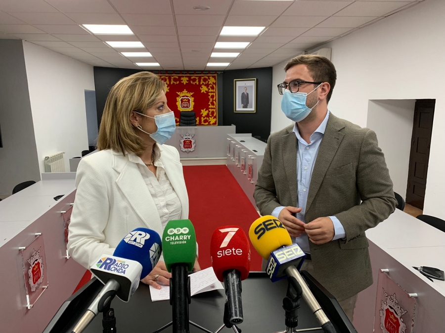 Los ediles de Contratación y Educación han explicado que el servicio ha experimentado un refuerzo en los últimos días.
