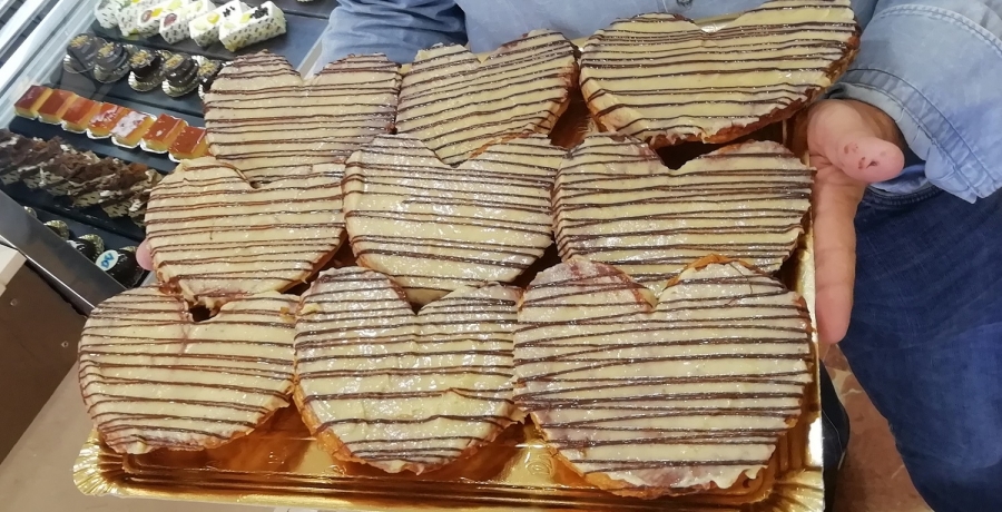 Las palmeras contienen un cremoso de plátano de Canarias con chocolate.