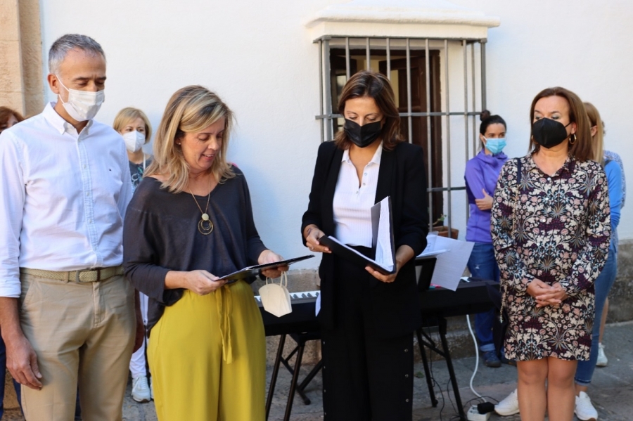 La alcaldesa ha manifestado el apoyo del Ayuntamiento de Ronda para que Ronda logre implementar en su totalidad el Grado Profesional.