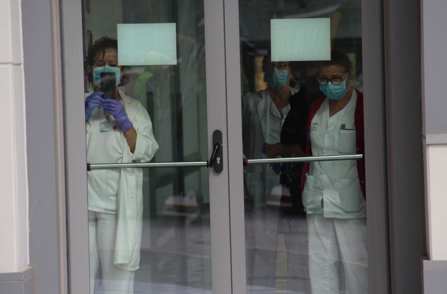 Tres pacientes con coronavirus siguen hospitalizados a día de hoy en el Hospital de la Serranía.